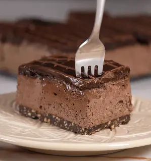 Easy Chocolate Cheesecake