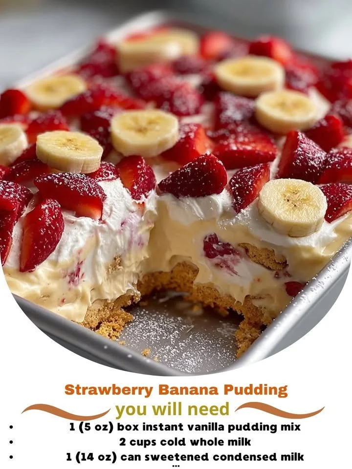 Delicious strawberry banana pudding dessert with layers of strawberries and bananas.