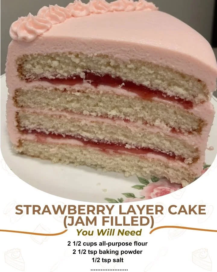 Delicious strawberry layer cake with fresh strawberries and whipped cream
